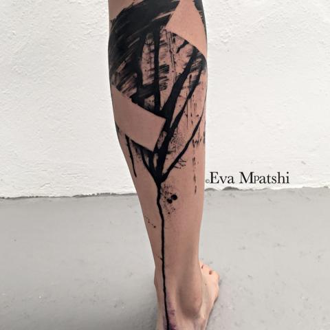 Ink in skin - achter mij - Leaving the past behind her with this freehand tattoo.
