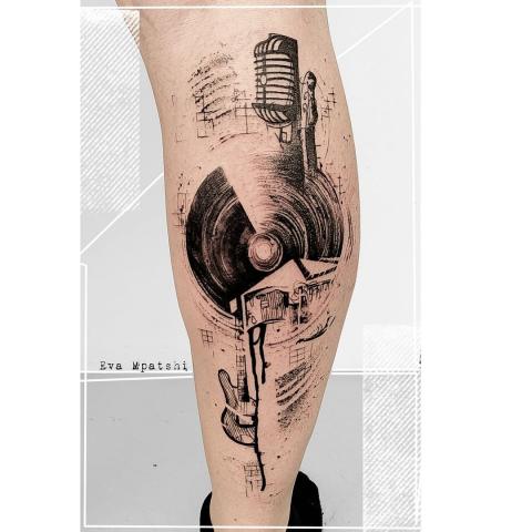 <p>ink in skin⁠ - LP -⁠ Thank you Dominic for letting me translate your love for music onto your calf :-)⁠ ⁠</p>
