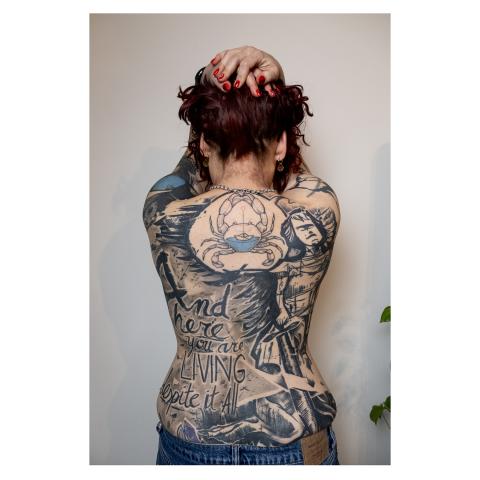<p>all healed, thank you Charlotte !<br />
(the crab is done by Nora dhu tattoo)</p>
